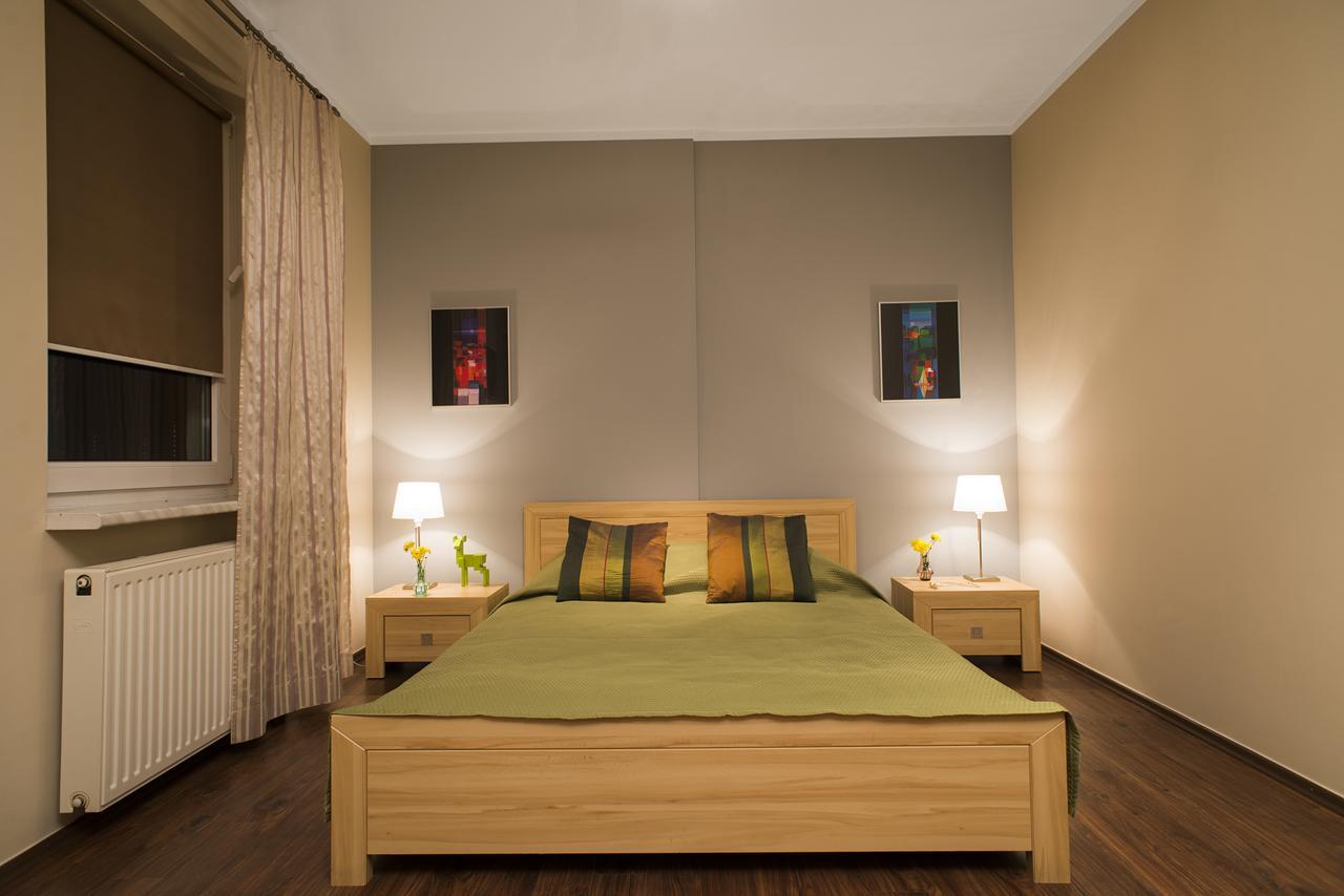 Apartamenty Tww Ochota Варшава Екстер'єр фото