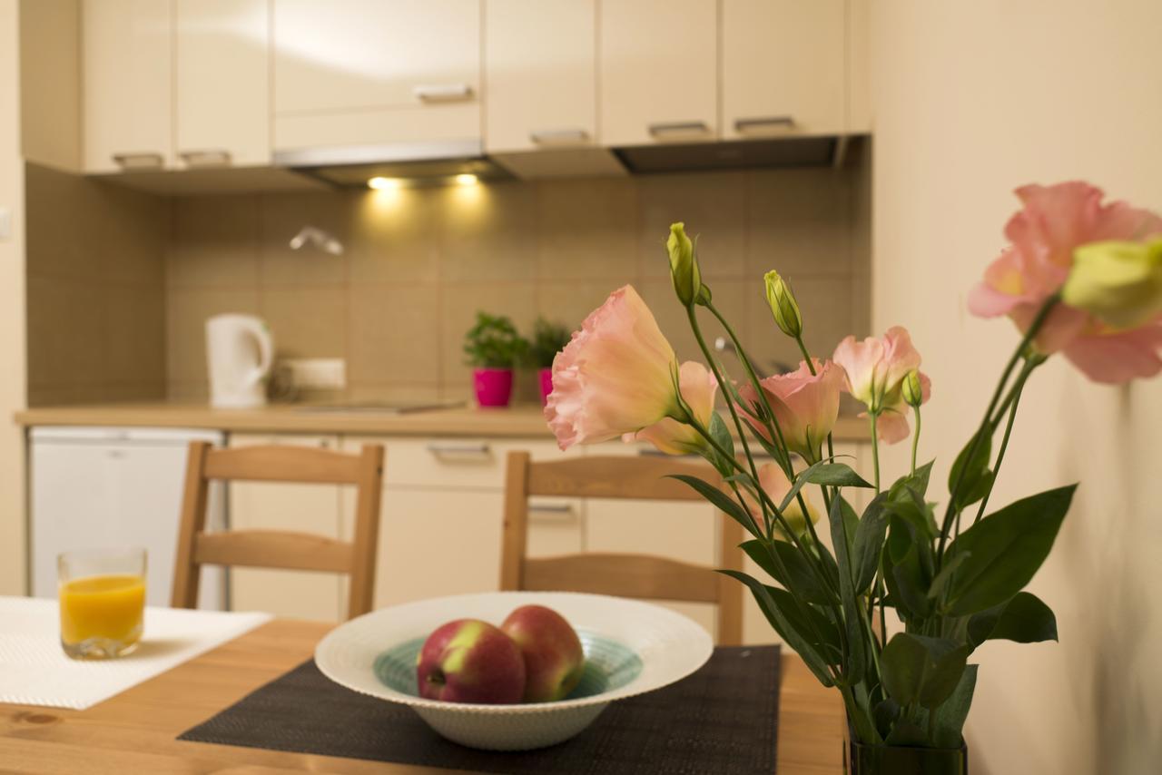 Apartamenty Tww Ochota Варшава Екстер'єр фото