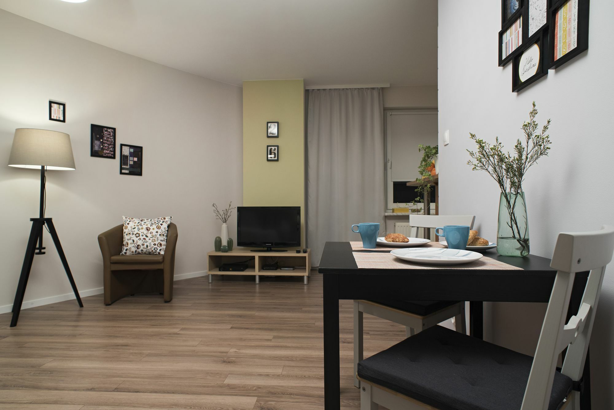 Apartamenty Tww Ochota Варшава Екстер'єр фото